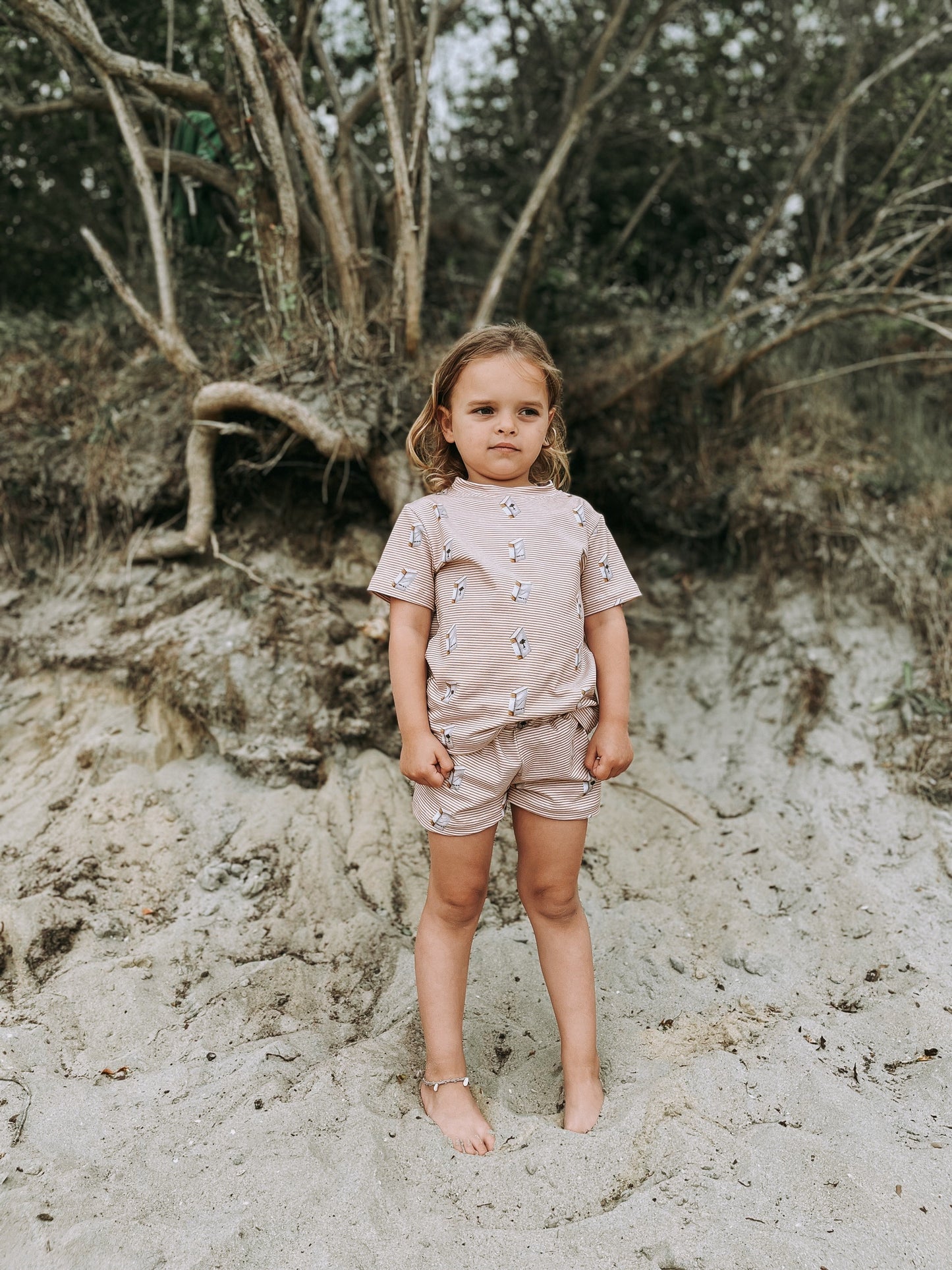 T-shirt - Written by me - Kind Rebel